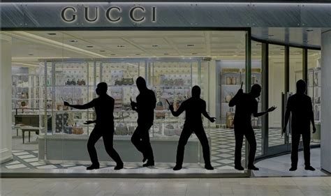 bloomingdale's gucci robbed|bloomingdale's robbery.